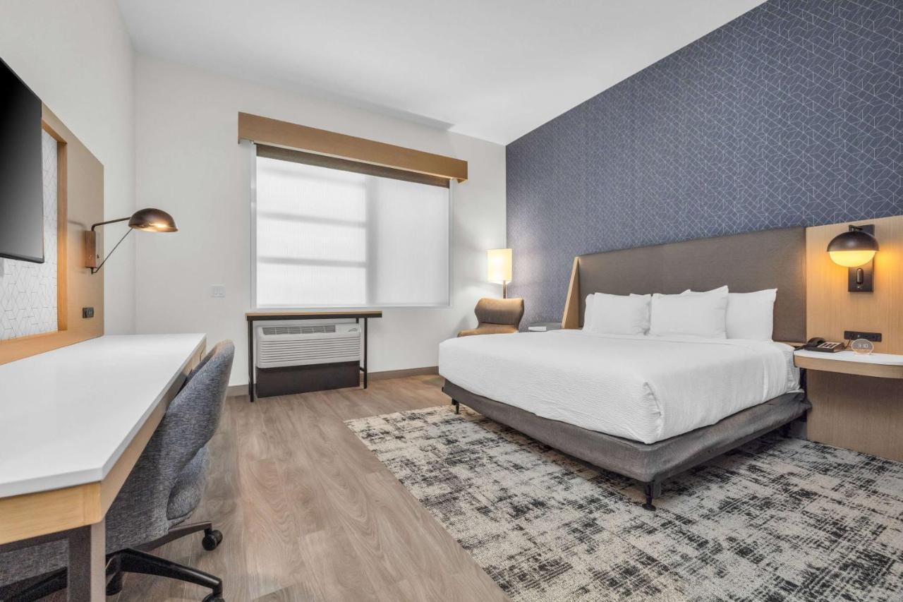 La Quinta Inn & Suites By Wyndham San Jose Airport-Downtown エクステリア 写真