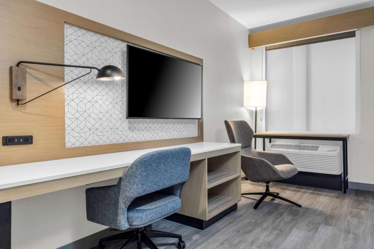 La Quinta Inn & Suites By Wyndham San Jose Airport-Downtown エクステリア 写真