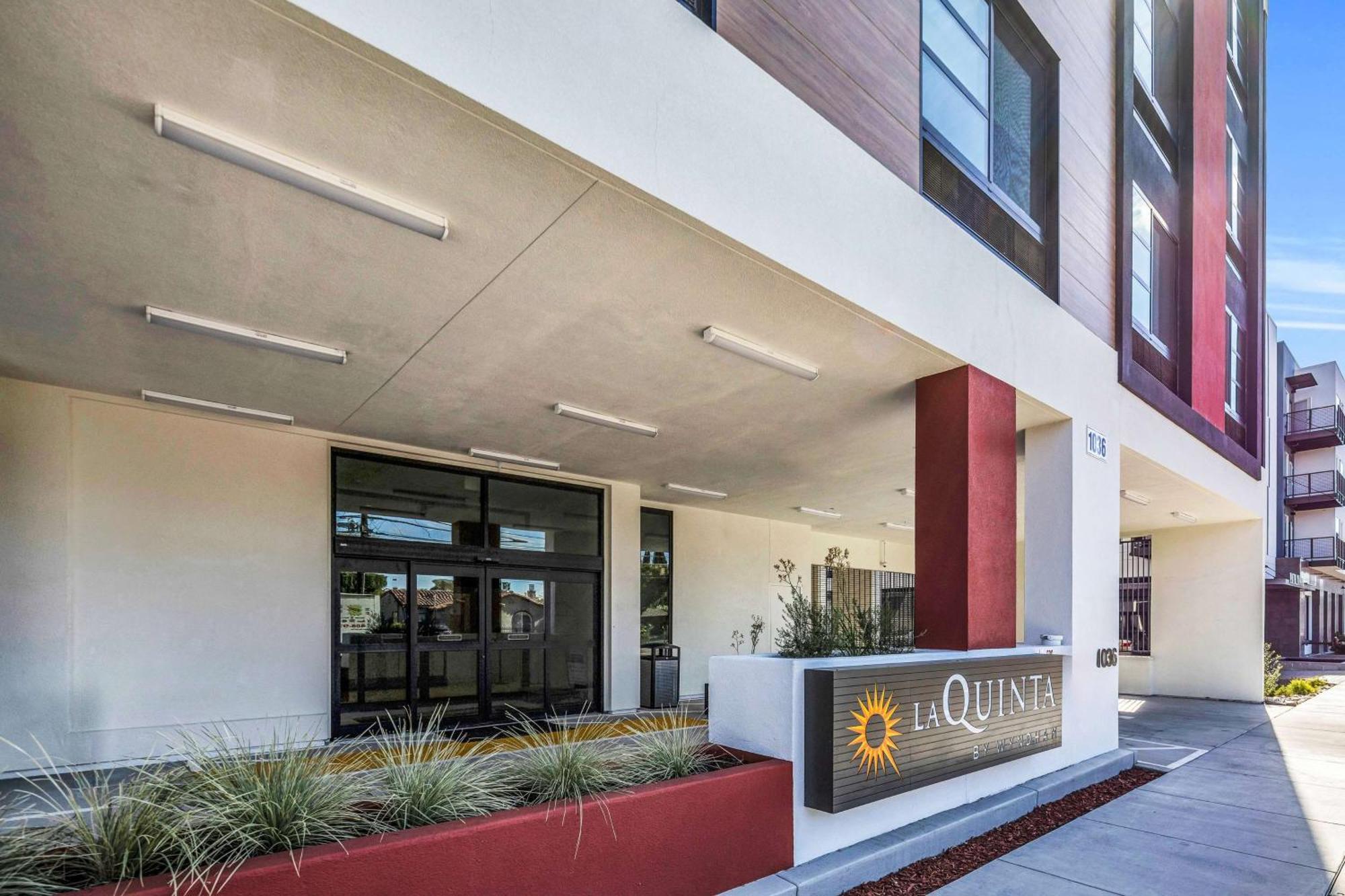 La Quinta Inn & Suites By Wyndham San Jose Airport-Downtown エクステリア 写真