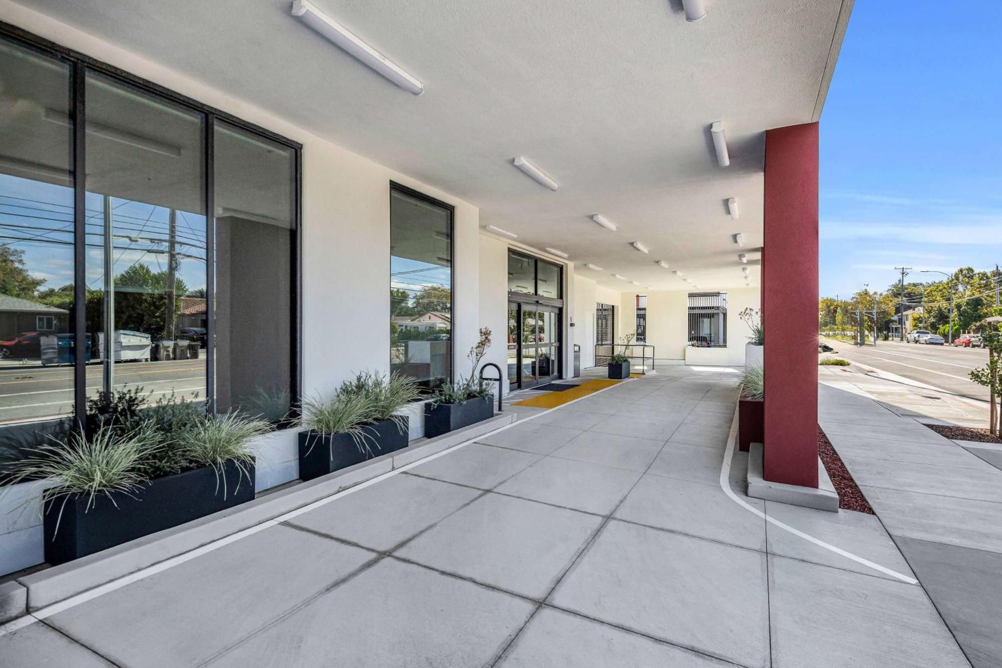 La Quinta Inn & Suites By Wyndham San Jose Airport-Downtown エクステリア 写真