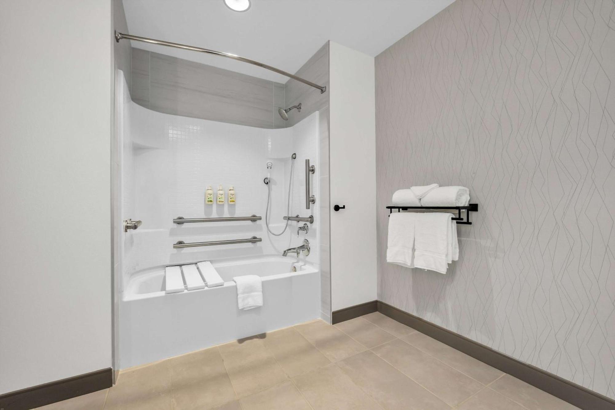 La Quinta Inn & Suites By Wyndham San Jose Airport-Downtown エクステリア 写真