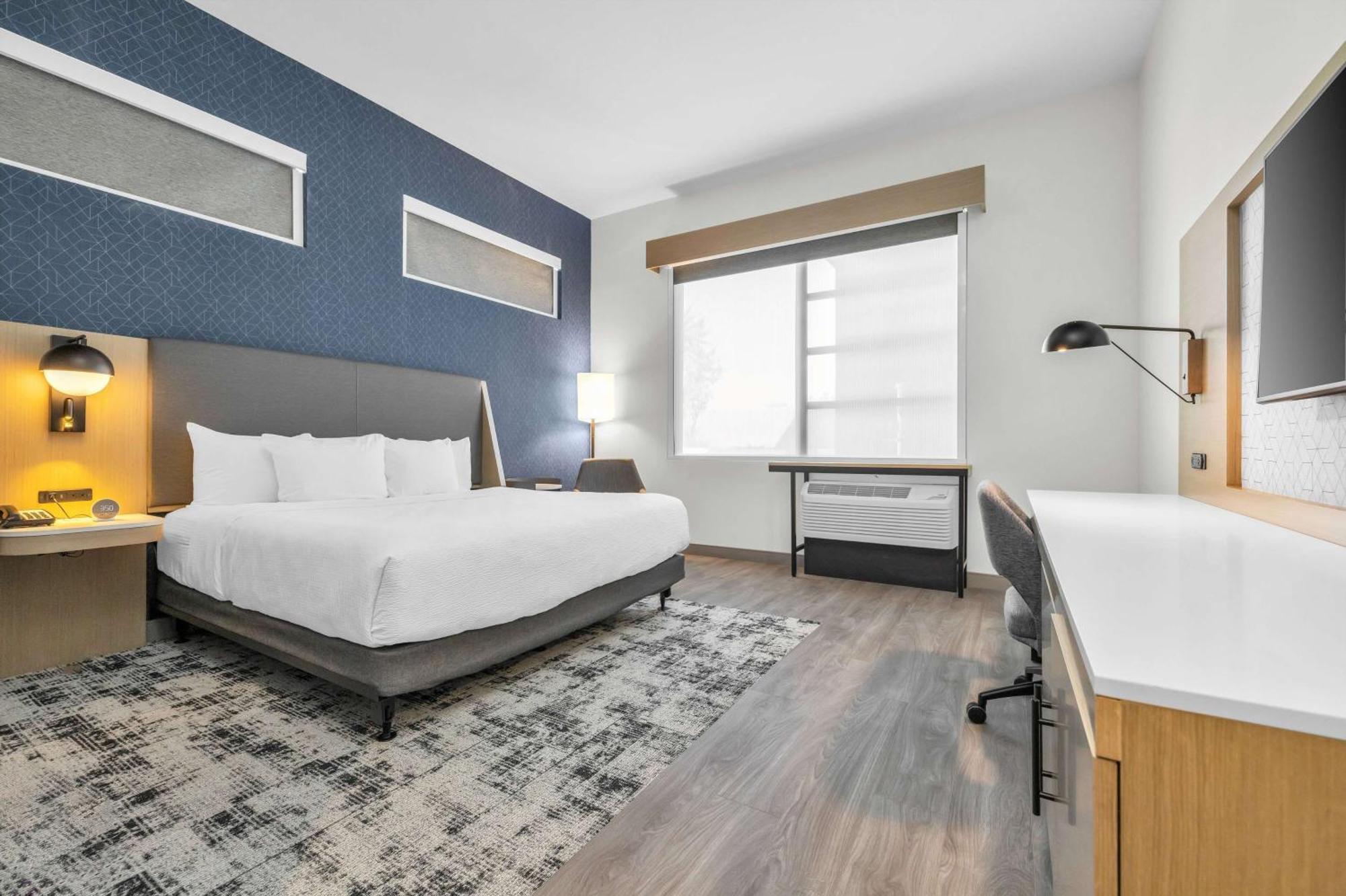 La Quinta Inn & Suites By Wyndham San Jose Airport-Downtown エクステリア 写真